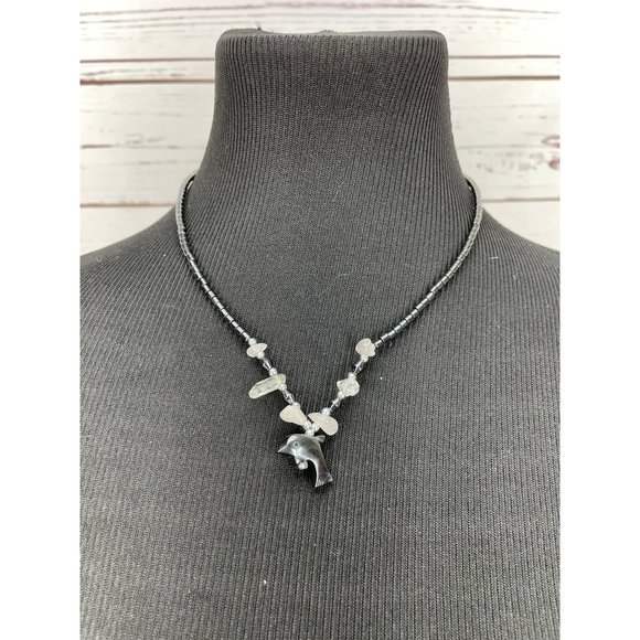 Silver Magnetic Healing Beaded‎ Dolphin Pendant Necklace - Picture 8 of 8